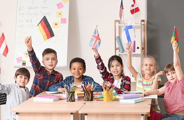 Learning a foreign language good for kids at a young age 600x390